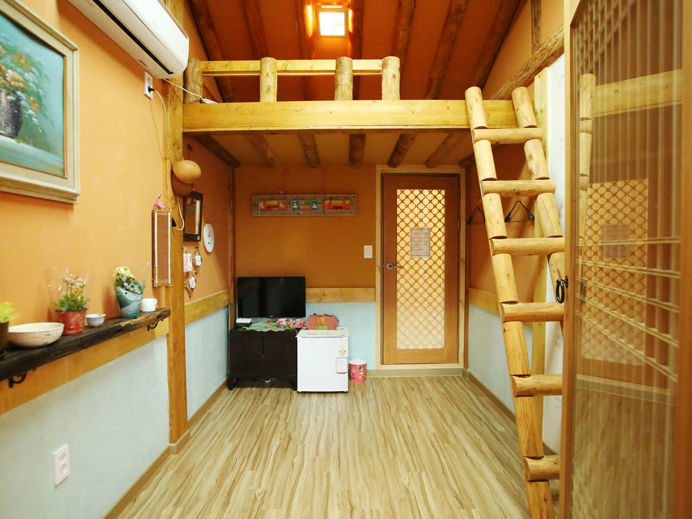 Gangneongjeon Hanok Stay Jeonju Exterior photo